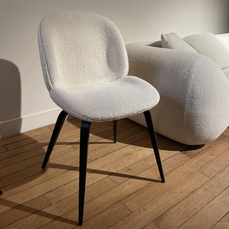 Chaise BEETLE Ivoire GUBI