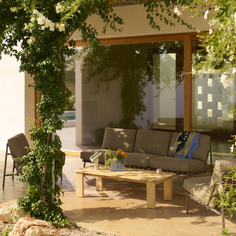 Outdoor Sofa SETTLE 2 places Ribbed Weave 5/Taupe MUUTO