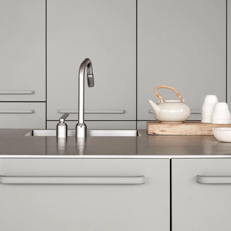 V1 Gris VIPP
