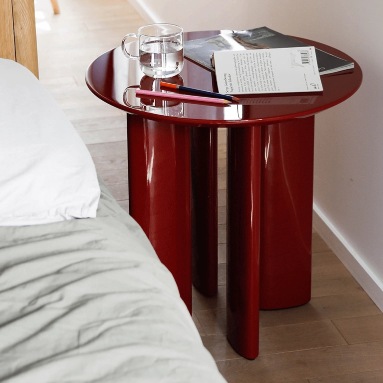 Table d'appoint guéridon CARLOTTA Bordeaux THE SOCIALITE FAMILY