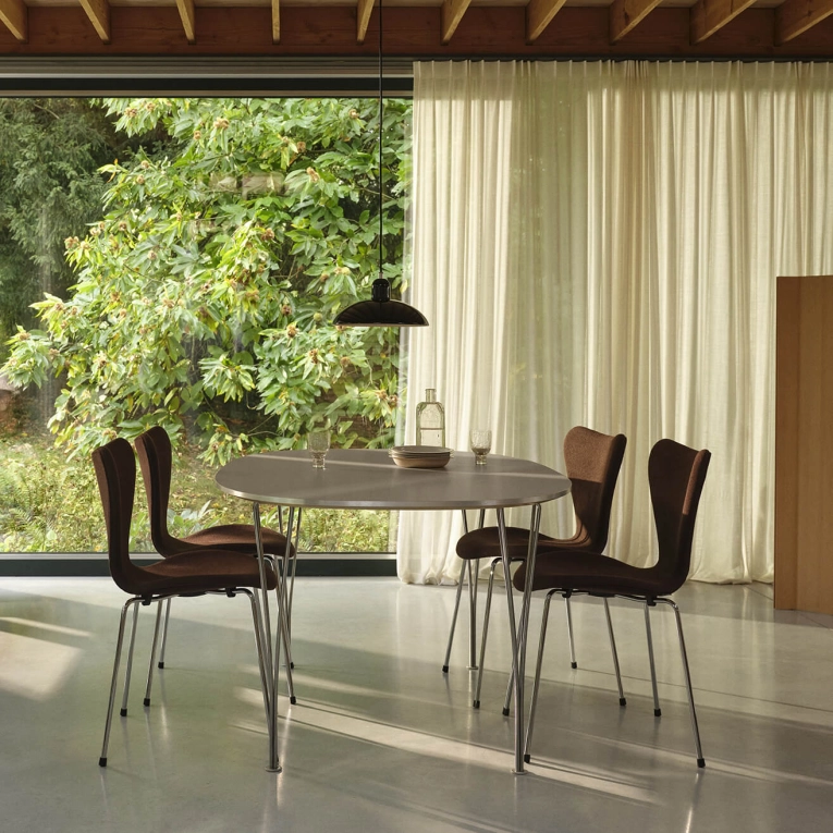 Table SUPERELLIPSE Fenix Gris FRITZ HANSEN