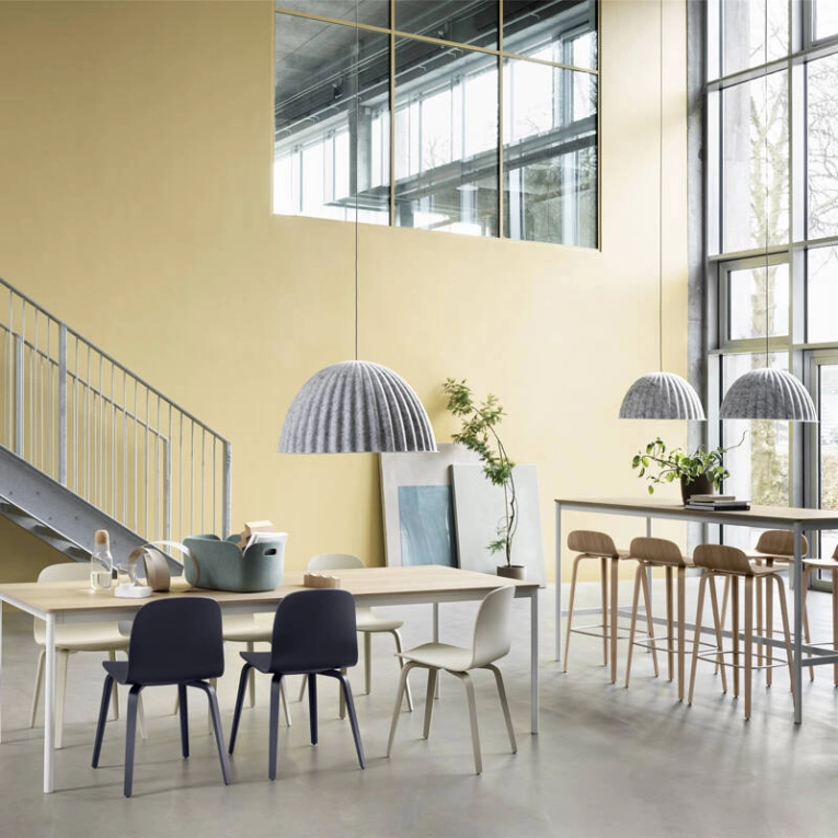 Tabouret haut VISU BARSTOOL Noir MUUTO