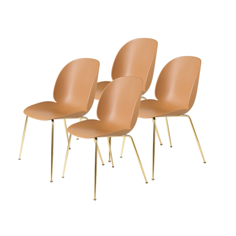 Chaise BEETLE Set de 4 Marron ambre GUBI