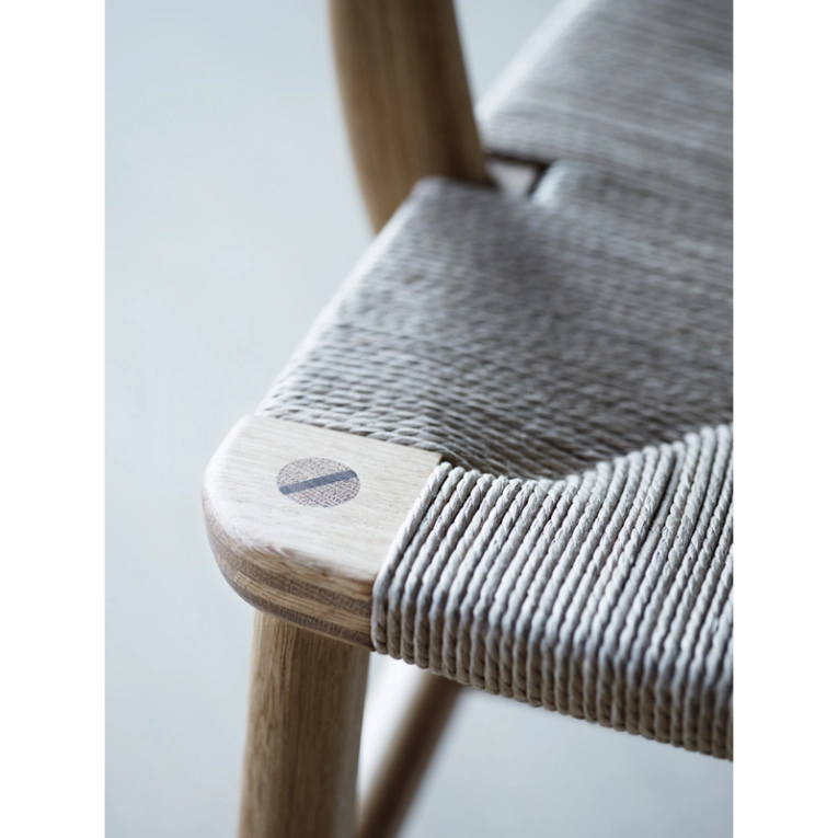 Fauteuil CH22 Noyer huilé/ corde naturelle CARL HANSEN