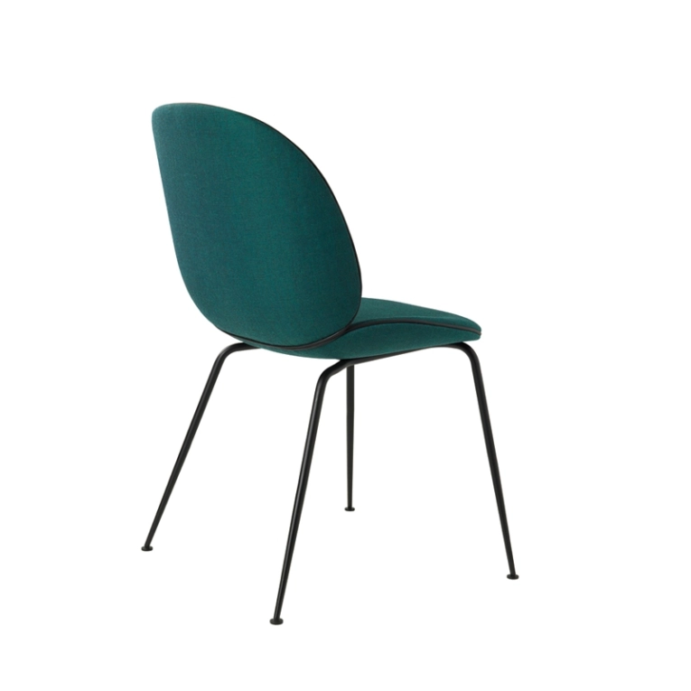 Chaise BEETLE Rembourrée Canvas vert 984/ acier noir GUBI
