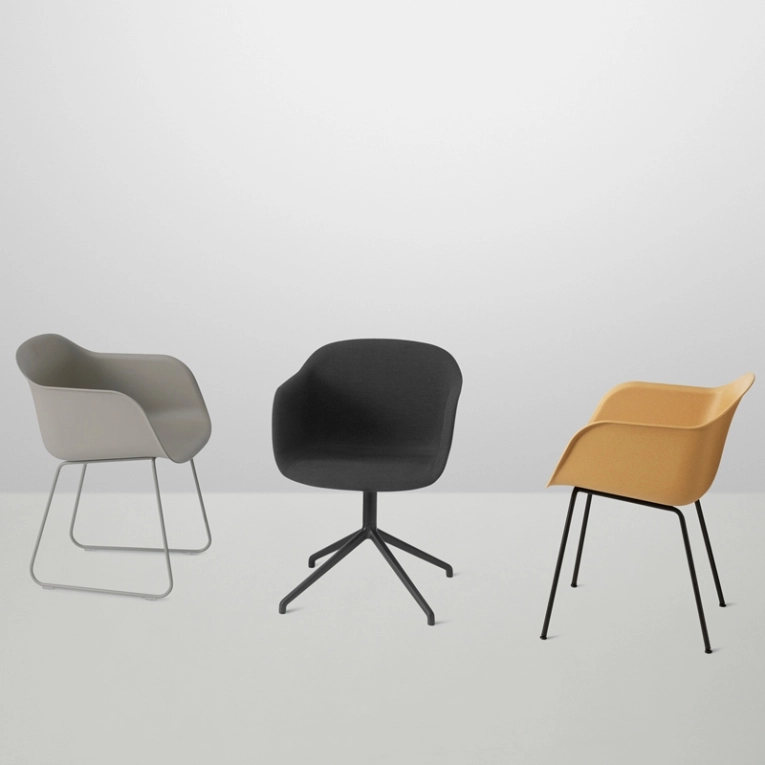 Chaise FIBER ARMCHAIR piètement traineau Noir MUUTO