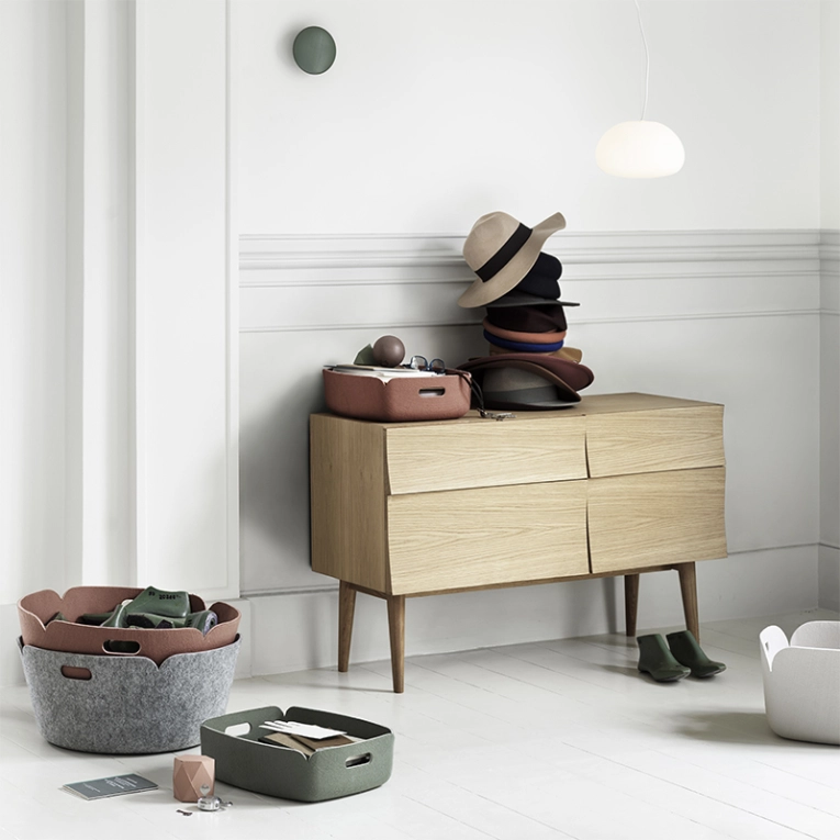 Petit rangement RESTORE TRAY Noir melange MUUTO
