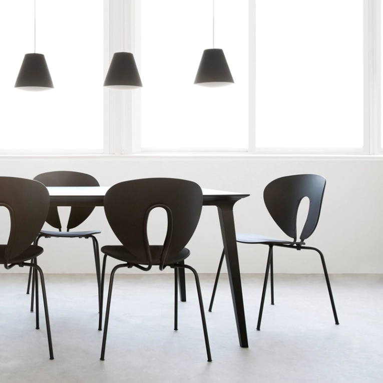 Chaise GLOBUS Polypropylène Noir STUA