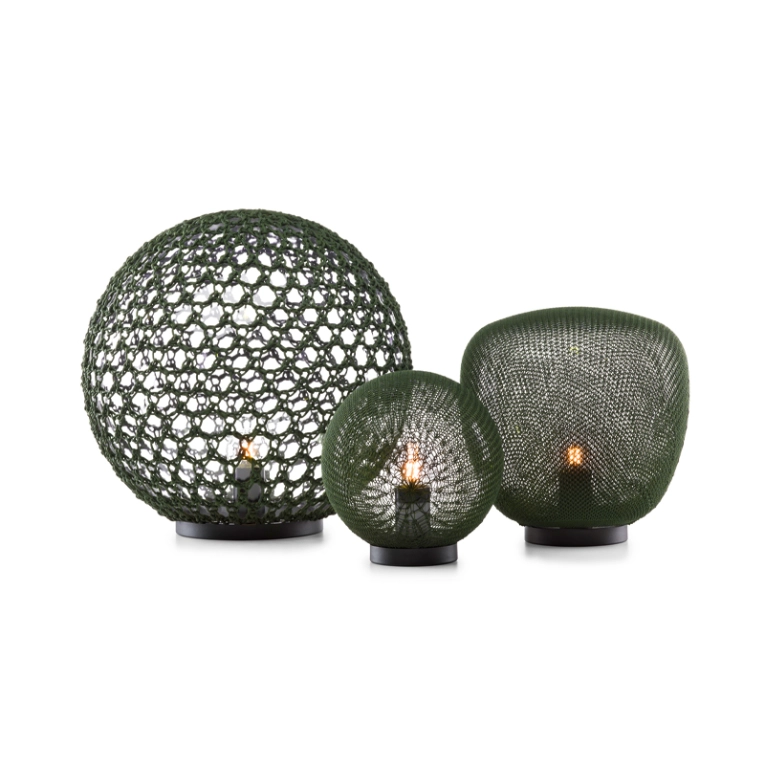 Lampe à poser MADAME LATOQUE Ø 30 Mousse TRIBU