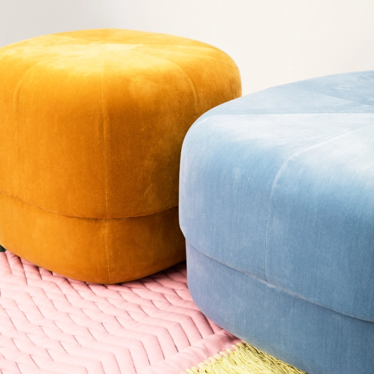 Pouf CIRCUS Small Velours gris Normann Copenhagen