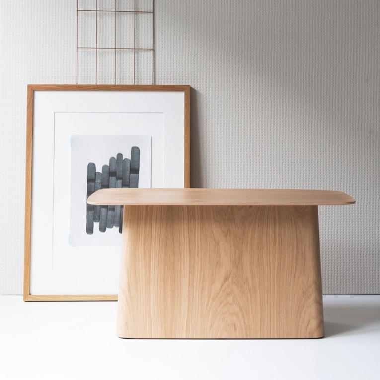 Table d'appoint guéridon WOODEN SIDE TABLE Chêne foncé VITRA