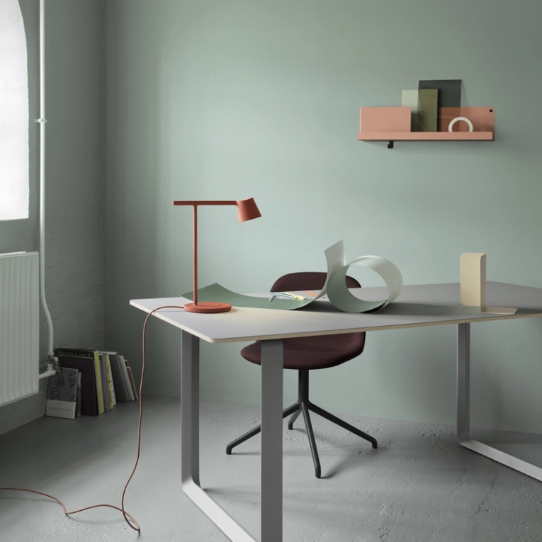 Lampe de bureau TIP TABLE LAMP Marron cuivre MUUTO