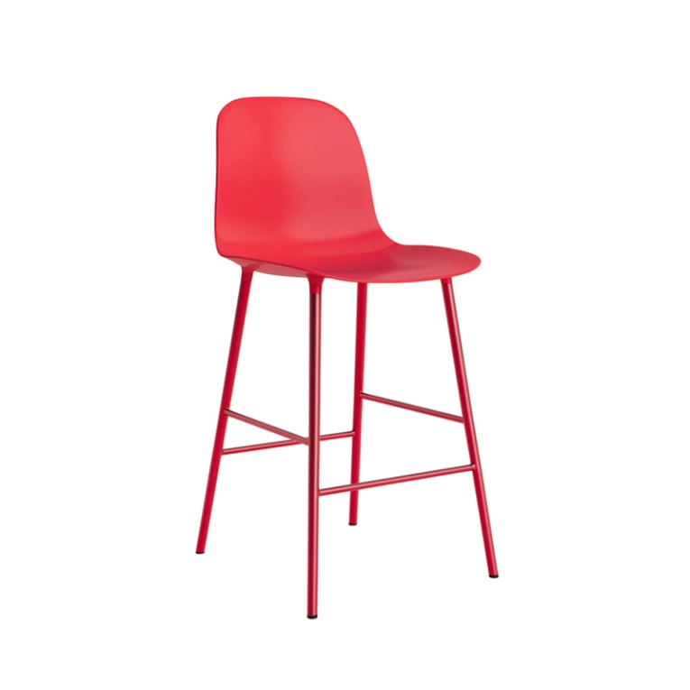 Tabouret haut FORM BAR CHAIR Rouge vif  Normann Copenhagen