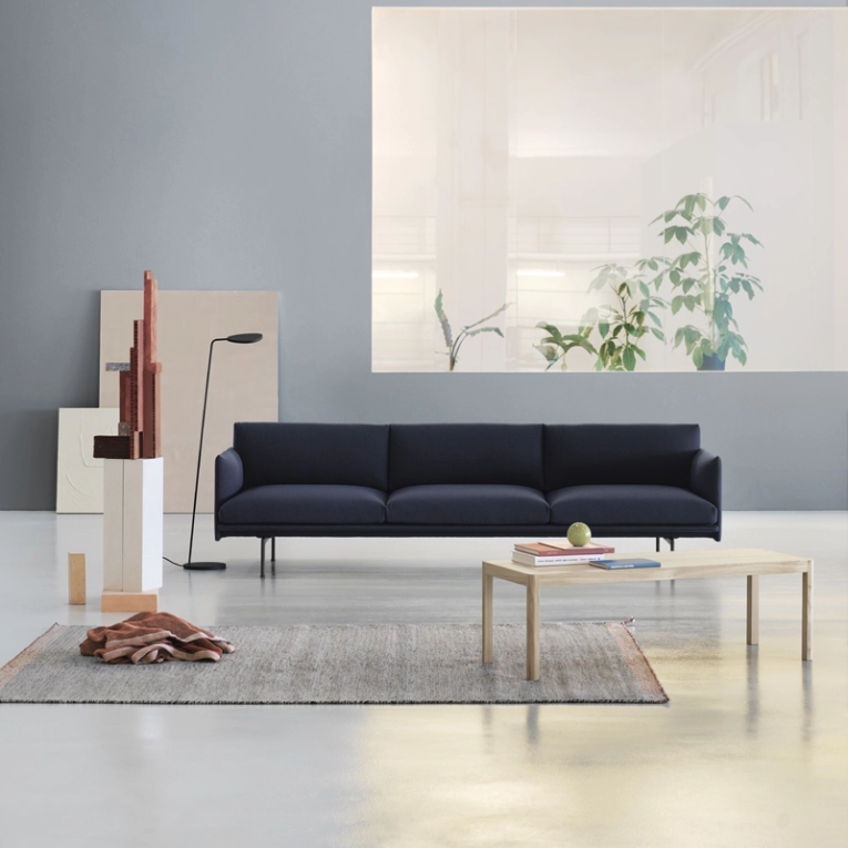 Canapé OUTLINE 3 1/2 places Bleu foncé 554 MUUTO