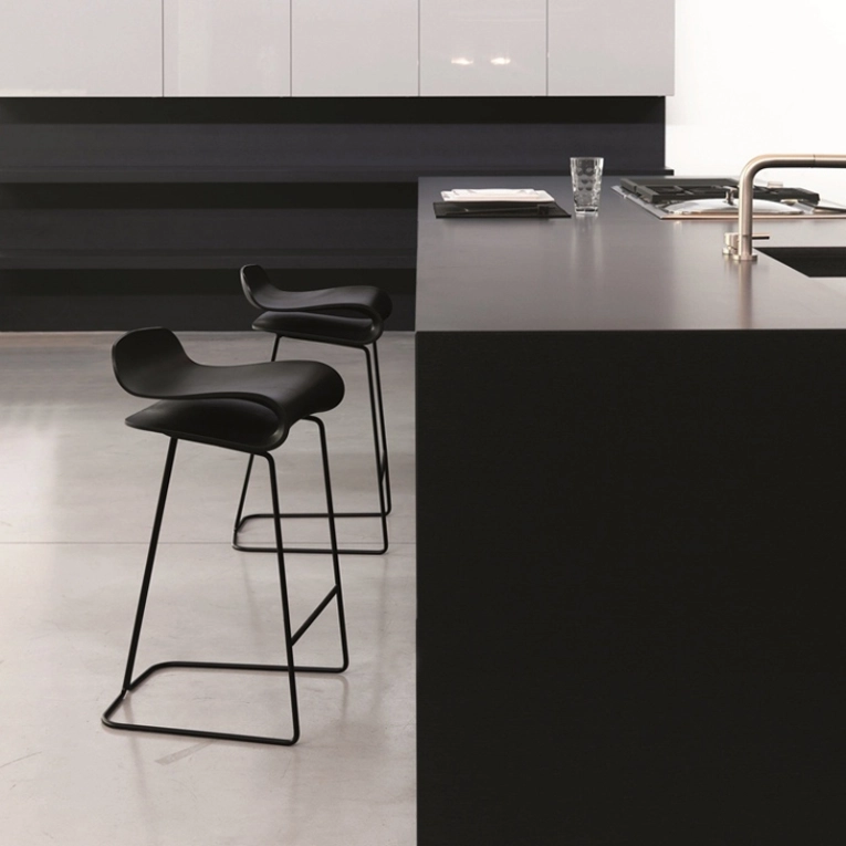 Tabouret haut BCN Noir KRISTALIA