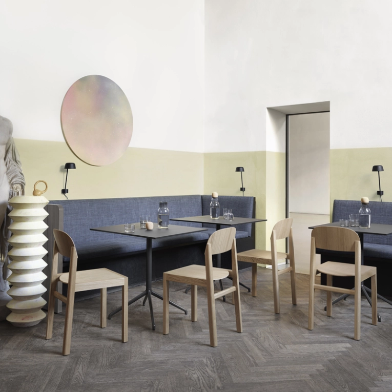 Table STILL CAFÉ 75x65 Noir MUUTO
