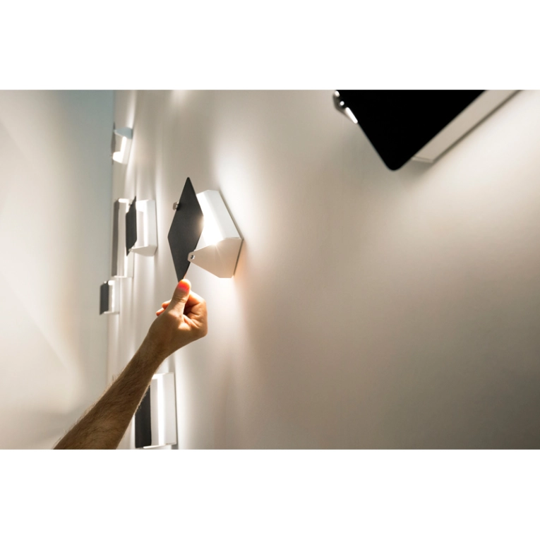 Applique VOLET PIVOTANT LED Jaune NEMO LIGHTING