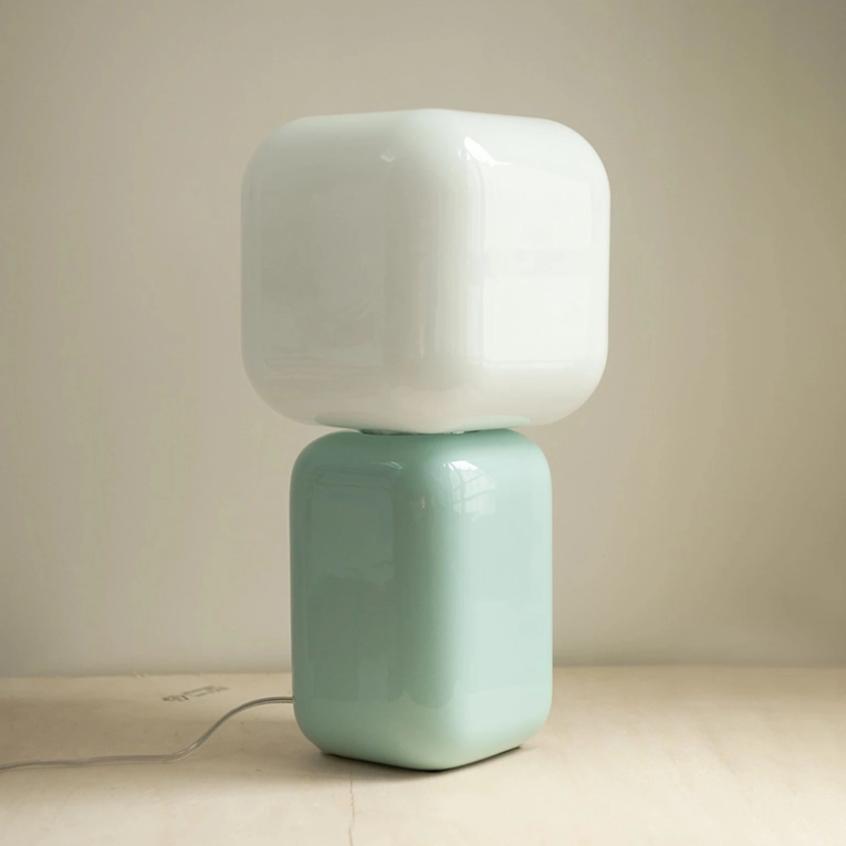 Lampe à poser MAÉ Bleu clair YOUTH EDITIONS