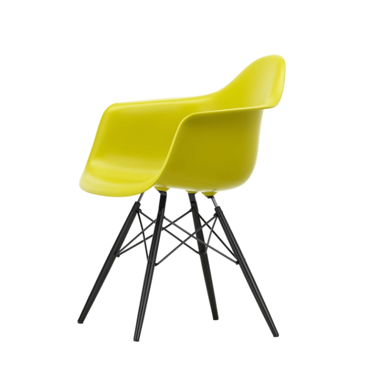 Chaise EAMES PLASTIC ARMCHAIR DAW Moutarde RE VITRA