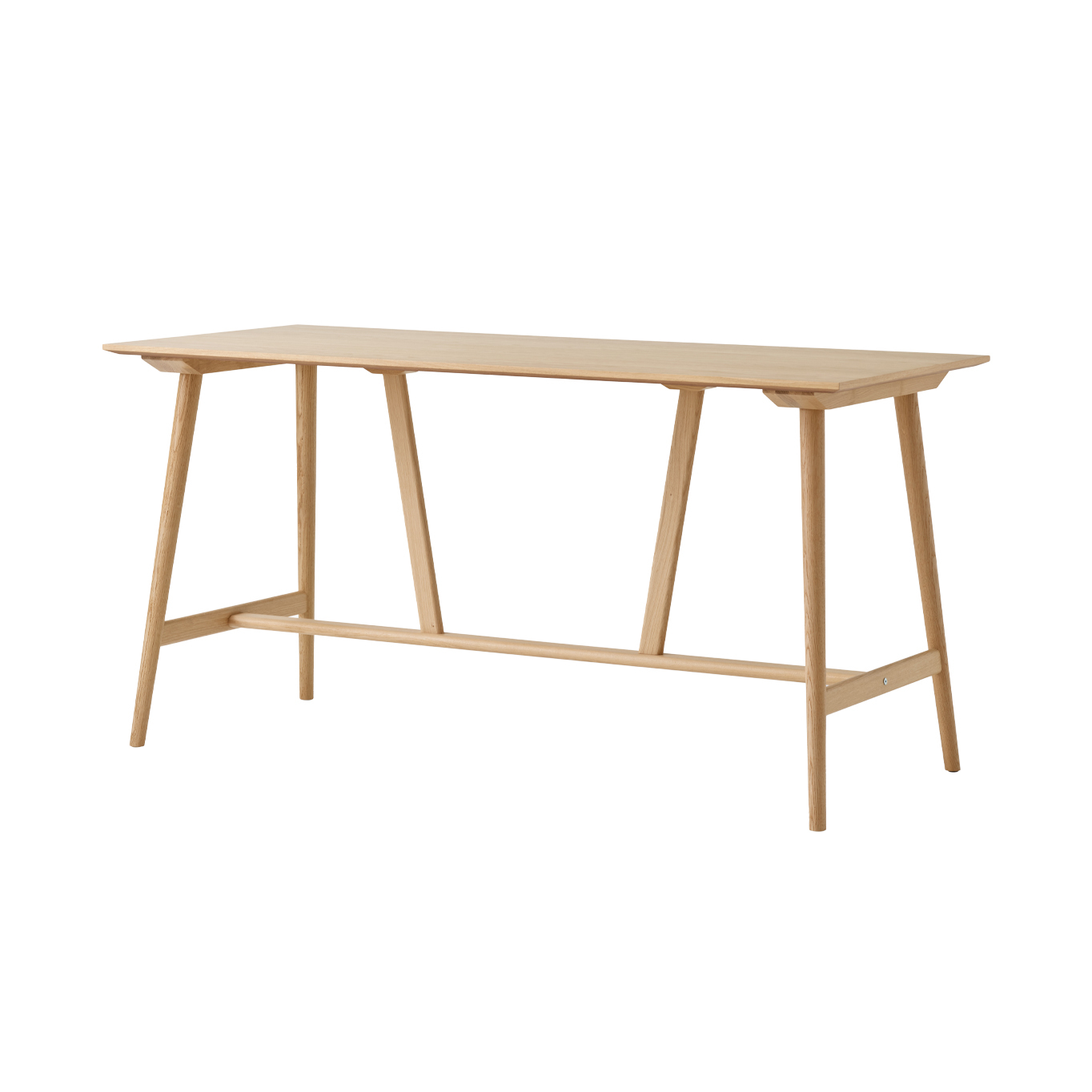 High Table IN BETWEEN SK26 Oak AND TRADITION