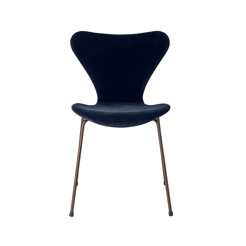 Chaise SERIE 7 VELVET EDITION Bleu nuit FRITZ HANSEN