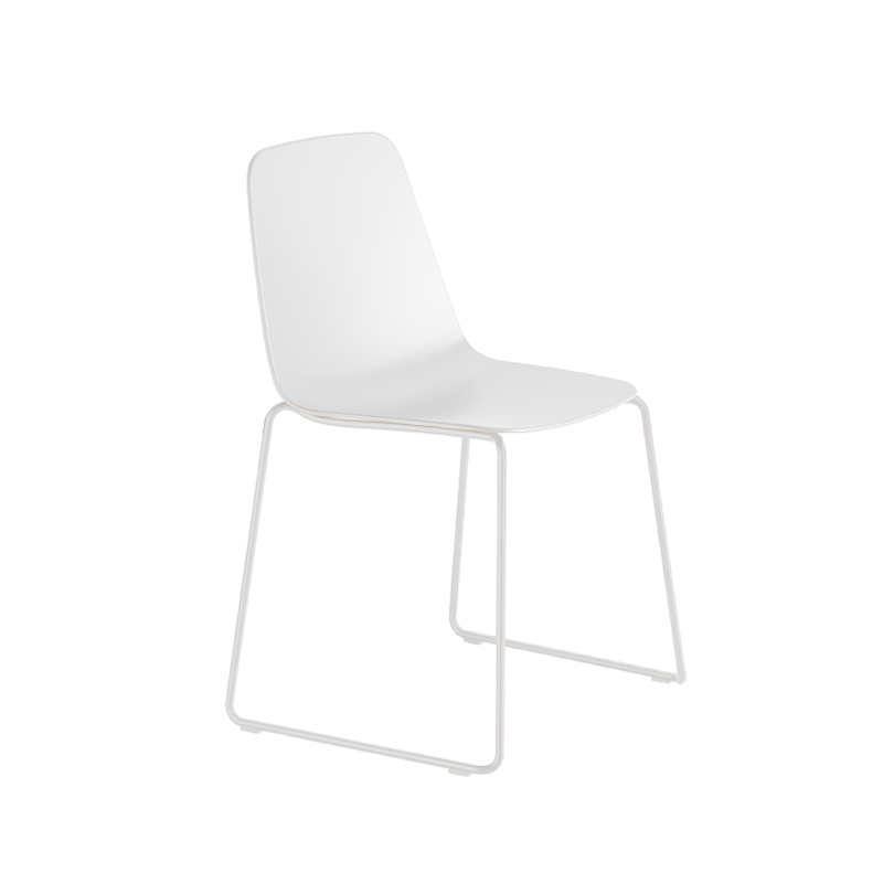 Chaise MAARTEN PLASTIC piétement luge Blanc VICCARBE
