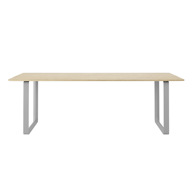 Table 70/70 Chêne massif Chêne/ gris MUUTO