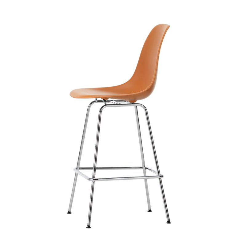 Tabouret haut EAMES PLASTIC STOOL Medium Orange rouille RE VITRA