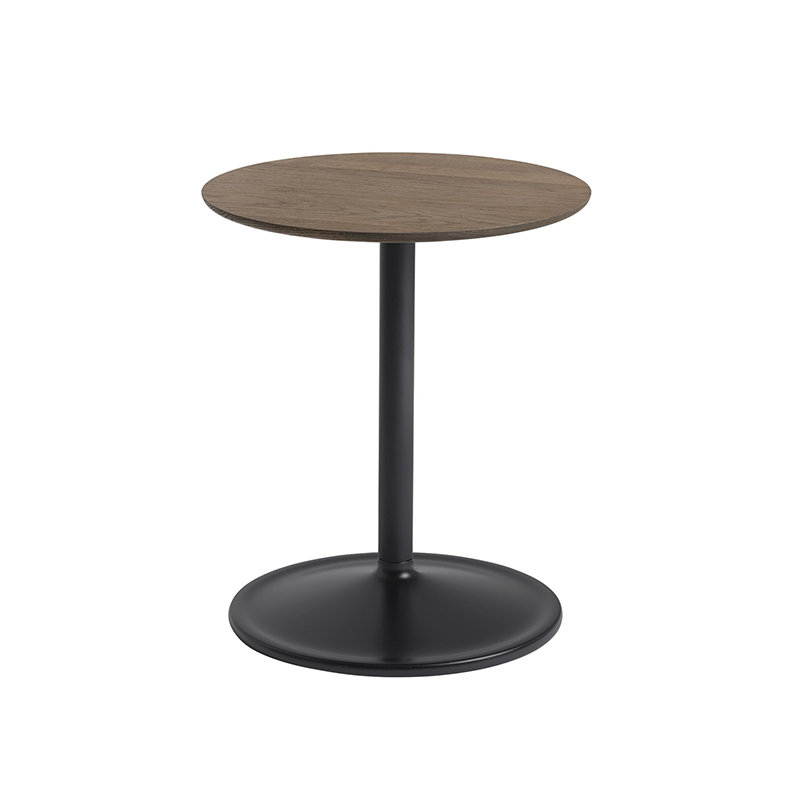 Table d'appoint guéridon SOFT H 48 Chêne fumé/ noir MUUTO