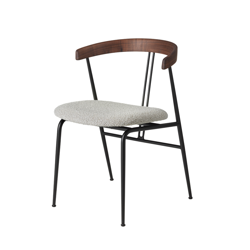 Chaise VIOLIN dossier noyer Karakorum 004 GUBI