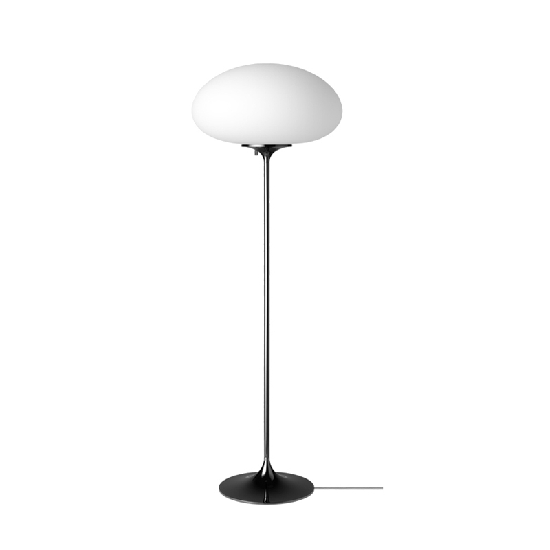 Lampadaire STEMLITE Chrome noir GUBI