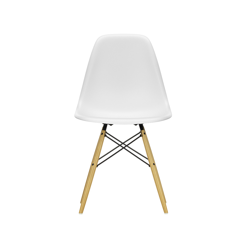 Chaise EAMES PLASTIC CHAIR DSW érable nuance de jaune Cotton white RE VITRA
